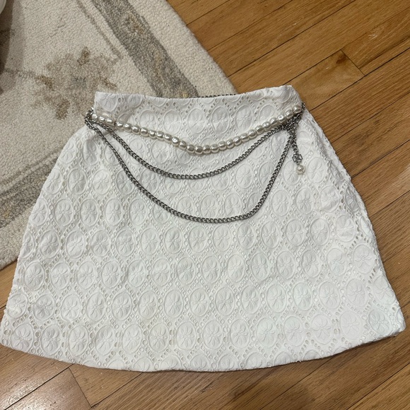 Devon Windsor white set with dettachable belt - Picture 8 of 9